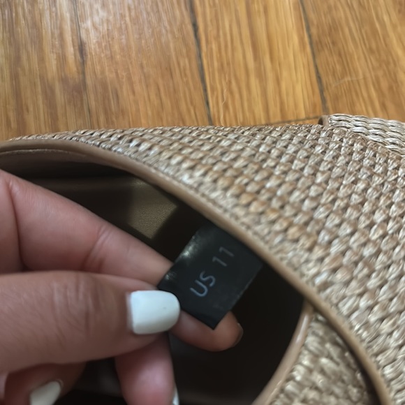 ROAM Cross Stack Raffia Platform Sandals - Picture 4 of 4